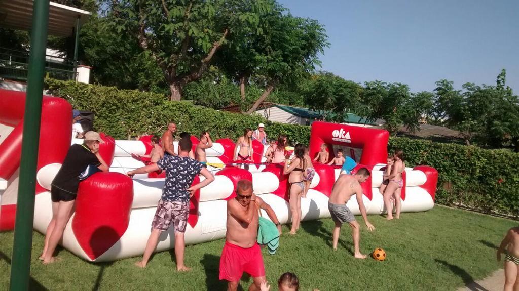 Camping Playa Y Fiesta Miami Playa Extérieur photo
